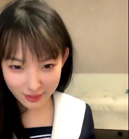 微博清纯女神《糖纸妹妹》学院风资源佳作