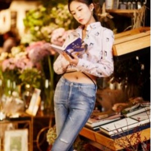 p站高颜值网红主播《优优》直播间回放视频