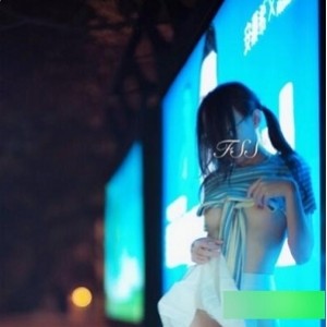 某推人气超级火爆有尺度高颜值本土美女【精选】展示女神（FSS冯珊珊）最新稀缺散播合集[173v-21.5G]