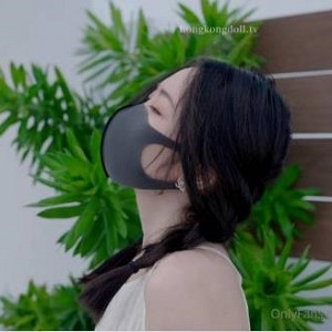 《HongKongDoll海岛生活3：粉神秘处鱼，蜜桃臀，1V1.1G清晰度》