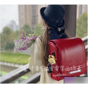 推特知名妹子博主+小奥喵露脸作品两部