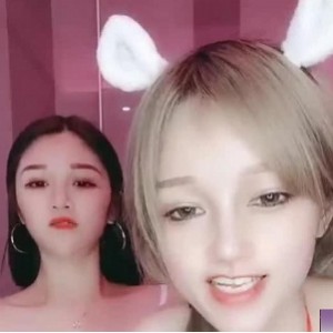 西域少数民族姐妹花的直播作品