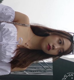 美女高跟牛仔短裙视频，美腿展示，4V高清，11.39G资源，百度云分享