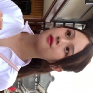 热裤美女的大长腿和胖臀视频，2V高清，6.74G，百度云下载