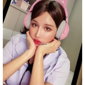 辛尤里9月末发布的人气付费视频