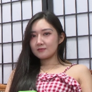 SexyAsianGirlsFeet-路欣-性感脚尖-加固黑短丝-裸足-1V-1.2G-百度盘