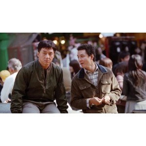 成龙主演的经典香港电影《新宿事件》推荐