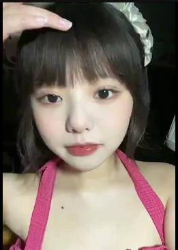 精选S货李月男友自拍视频展示，那地方青春原因曝光，3分钟下载观看