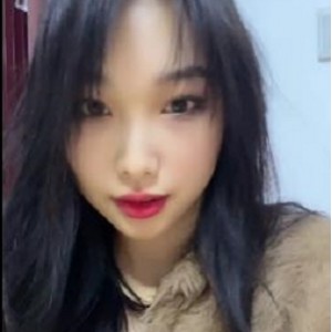 《丝足羞R榨J-小X大王-合集一》视频30个总时长10.5G无广告