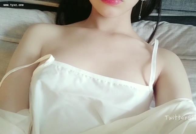 萌妹子白桃露露高清视频合集8.5G