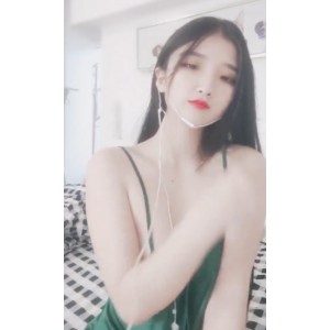 女神清欢44v30g合集，增一11v7.35g，视频链接