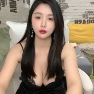 美少女主播作品图集，私密照片福利直播，资源丰富种类齐全