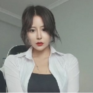 斗鱼主播苏苏A失眠R定制视频资源下载