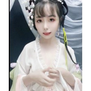 喵小吉露脸COS全L自拍视频，娇小可人展示8套风格，痔疮进步惊艳观众