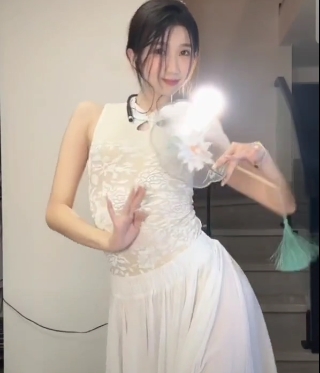 抖音美女主播神通擦边闪现，百度盘视频184V+1g