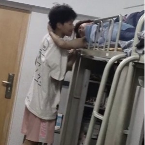 Lisa疯马秀视频+最近吃瓜合集，8个视频40.1m，百度盘分享