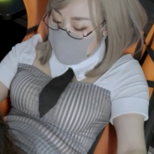 根据您提供的内容，为该商品取一个标题，我建议：米菲兔视频合集：27部视频，总大小24.4G，百度盘下载，解压密码这个标题包含了关键信息和视频大小/数量，并且经过