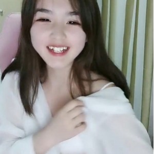 释放妹子 小晶晶 355v404.5g