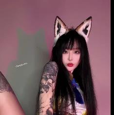 快手甜美九条南无最新合集15V2.7G，包含早期长视频与COS秀