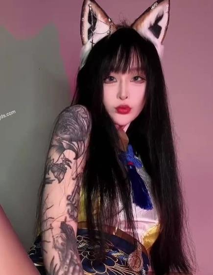 抖音颜值女神九条南无最新福利6V1G，自拍道具秀，粉丝七万+