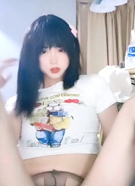 网红快手人妖奴隶伪娘小安最新合集34V22.5G，户外互动精彩不断