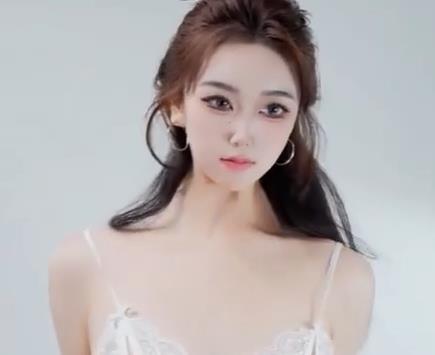 网易奶宝精华合集1V254M，自拍聊天时长8分钟