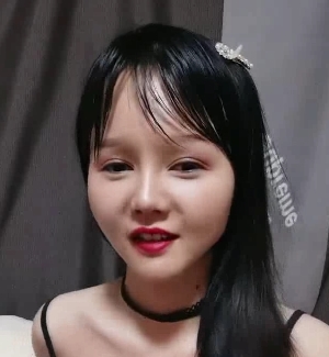 模特百度云无屏障互动苏苏苏最新合集1V1.5G，沙发上三个小时的互动