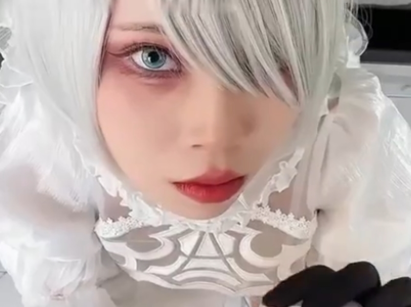 转载搬运浵卡Tokar高颜值肉感身材合集1V123MB，后推车某处进入