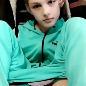 转载搬运热舞咚小姐最新合集3V426M，百度盘分享