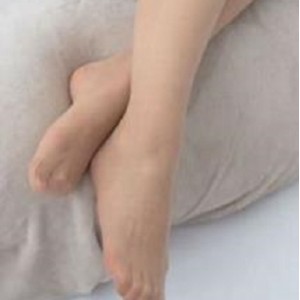 想要个公主抱美腿灰丝经典合集88V1.1G，展现小伊伊的魅力与个性