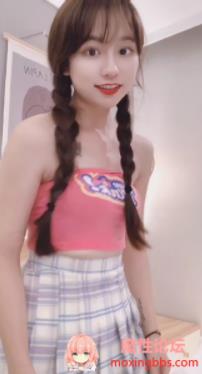 网红91美女不见星空小合集18V564M，经典资源速速下载