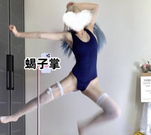 抖音风BGM变装舞合集1V1G，最新潮流舞蹈展示