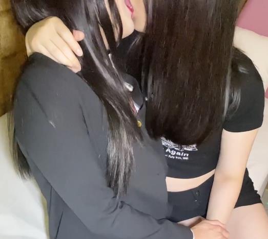 OnlyFansTSCDTANT闺蜜Ljy合集109部14.8G，长相不如CDTANT但作品丰富