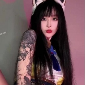 颜值女神九条南无露脸福利合集6V1G火辣上映