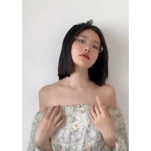 Tumblr嫩模年年惹火作品合集104套32.7G劲爆收藏