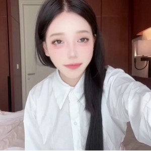 抖音欲梦反差视频合集80部33.7G，补档去重无密码，肤白有料某处饱满咬着唇喘气