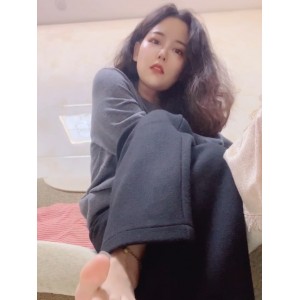 套路直播豆满月合集17V9.38G人很敢越举报越火