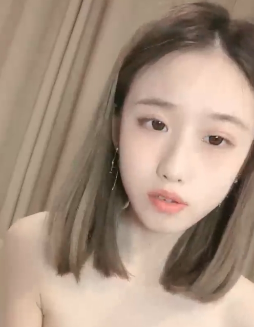 百度陈洲妹初恋私拍142v82G浴室跪趴酒后名言：灌三杯白的