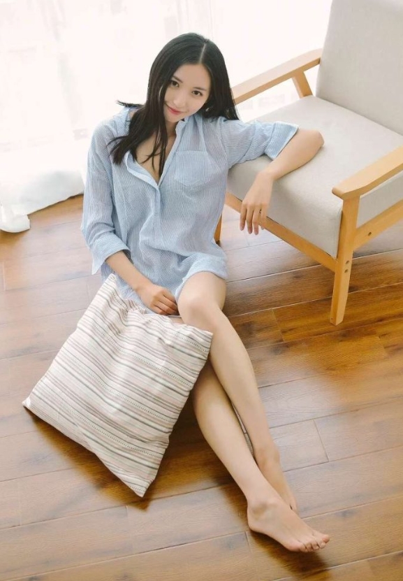 虎牙八月未央直播间录屏合集80部35.7G优质神器