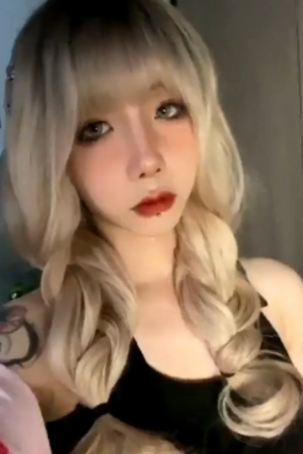 推特十六夜淚玩铁合集23部122mb性感美艳