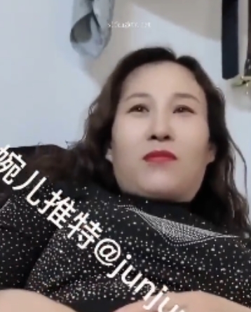 婉儿三人游私密影像合集7部2.3G极致互动