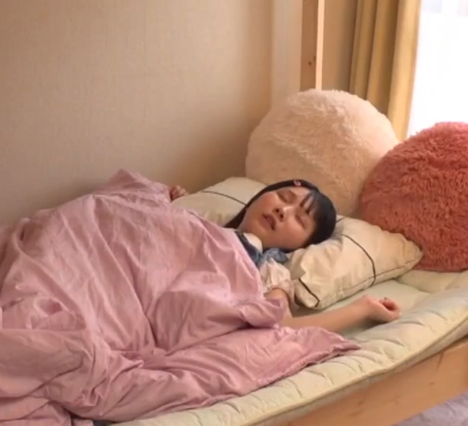 呦女高中生双人互动PIH0073V1.24G超甜体验