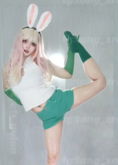 推特欣小萌AI换装合集33V170M珍藏版