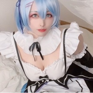 推特momo酱伪娘视频10部10G太顶了