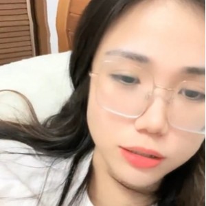 妮妮这呢眼镜妹合集60v56.4g太顶了