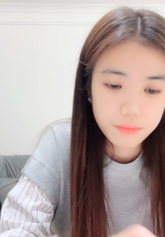 妮妮这呢眼镜妹合集60v56.4g太顶了