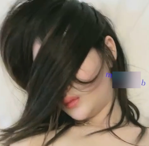 酒店重金00后害羞嫩妹长发遮面1V723M太诱惑