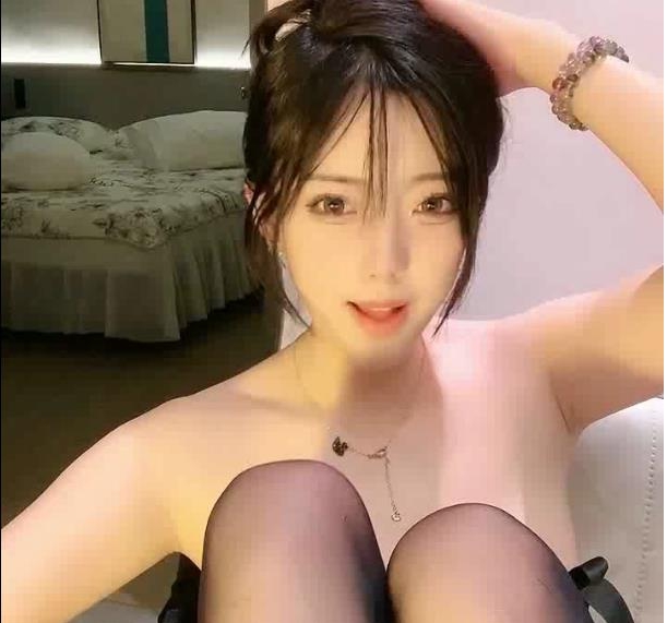 TikTokYOSHIKI翘臀热舞78部36G美腿太顶了