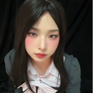 小瑜伪娘推特视频5部1.5G热辣诱人