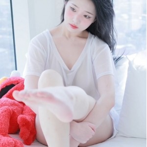 太惹火妍雨INS视频合集35部340G